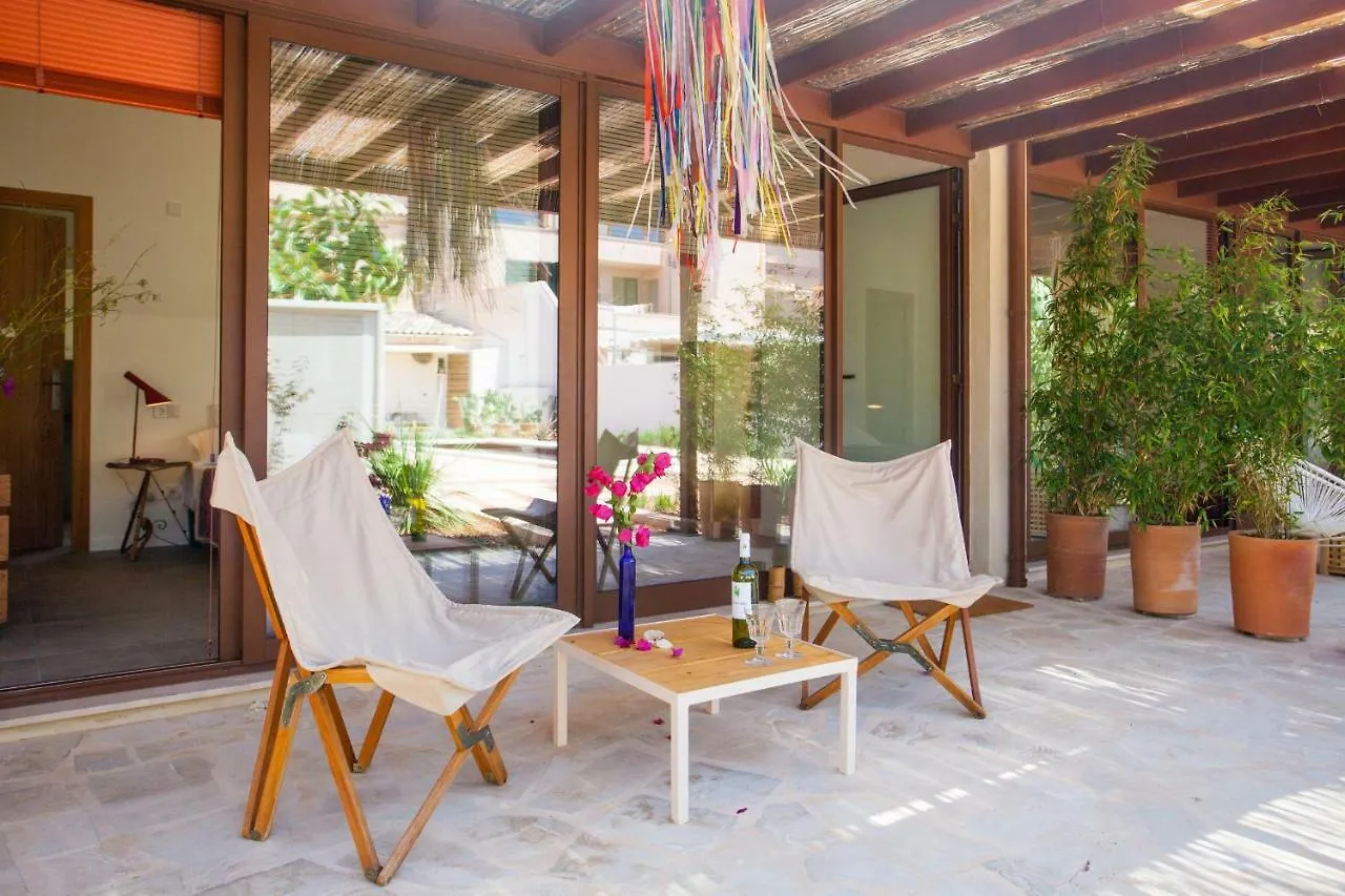 Idayvuelta Home & Suites With Private Pool Ses Salines  Guest house